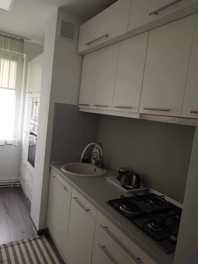 Enci Kiado Apartman Miercurea Ciuc Exterior photo